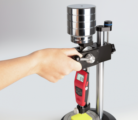 Sauter HED-100 Medidor de dureza Shore D com suporte de teste aplicação