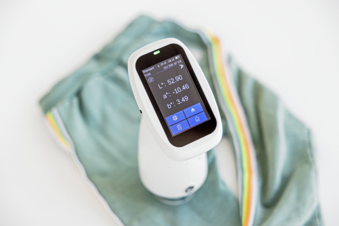 Sauter JCS 100-200 Colorímetros - Espectrómetros de cores aplicação 4